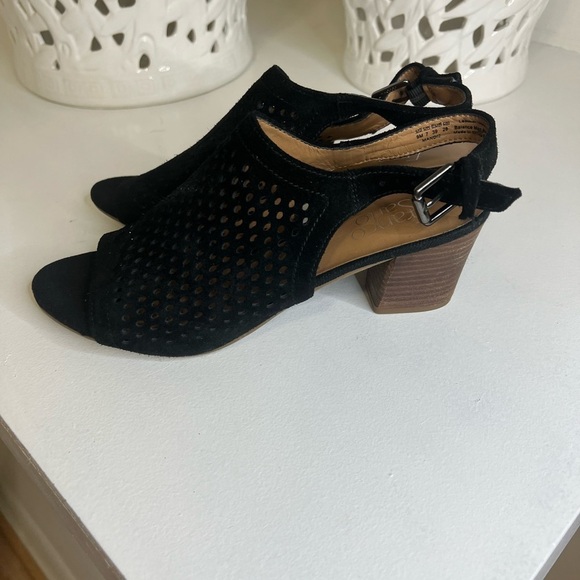 FRANCO SARTO Black Leather Perforated Slingback Block Heel size 9 NWT - Picture 3 of 6
